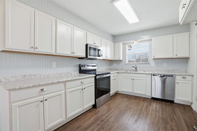 253 County Road 4899, Boyd, TX 76023