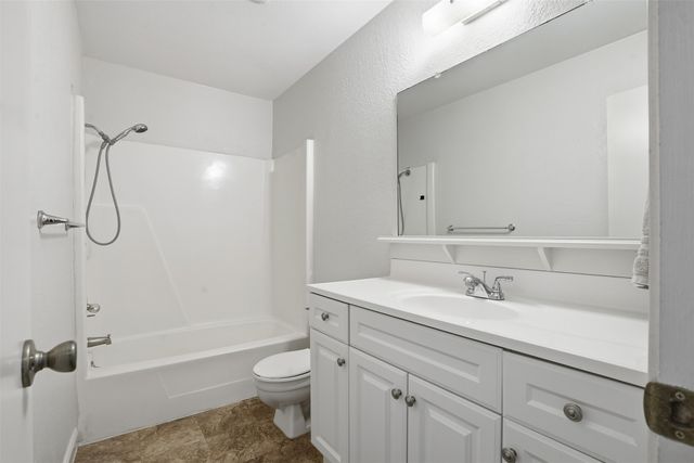 253 County Road 4899, Boyd, TX 76023