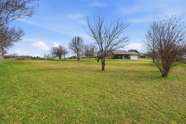 253 County Road 4899, Boyd, TX 76023