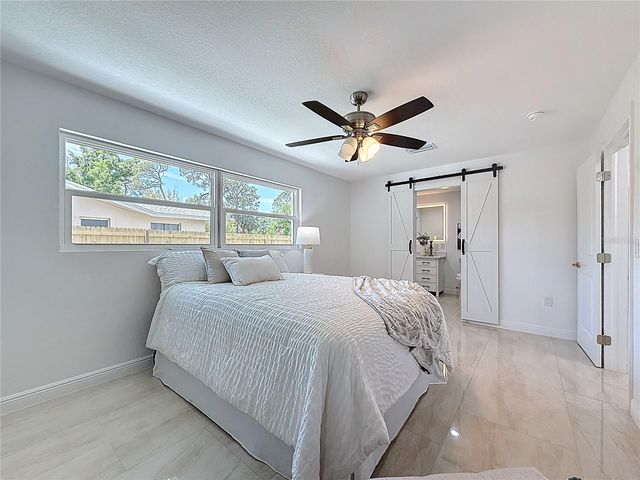 910 ALCAZAR WAY S, St Petersburg, FL 33705