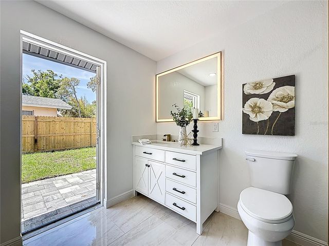 910 ALCAZAR WAY S, St Petersburg, FL 33705