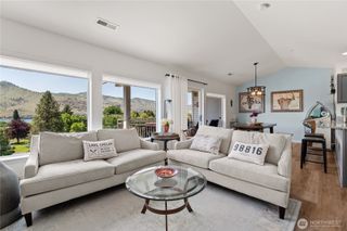 808 W Manson Road #B303, Chelan, WA 98816