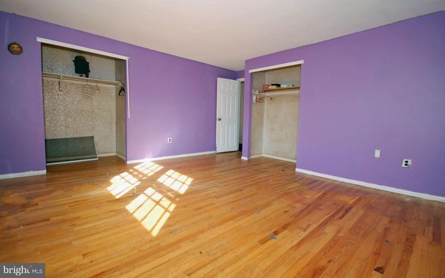 11 WELLINGTON PL, Burlington, NJ 08016