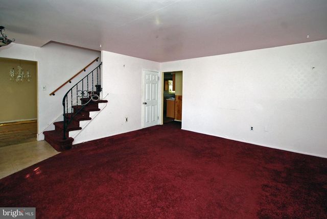11 WELLINGTON PL, Burlington, NJ 08016