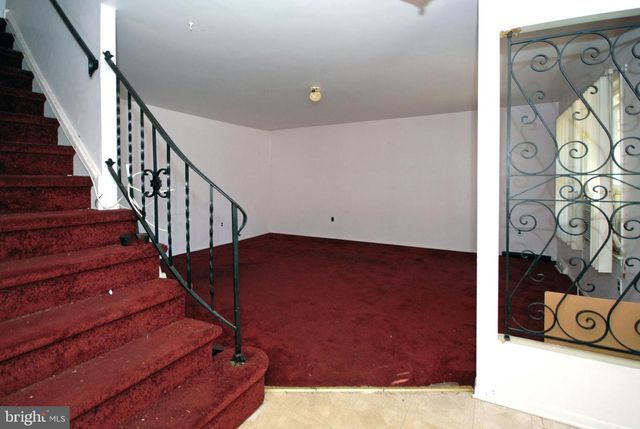 11 WELLINGTON PL, Burlington, NJ 08016