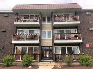 8656 S 84th Court 3NW, Hickory Hills, IL 60457