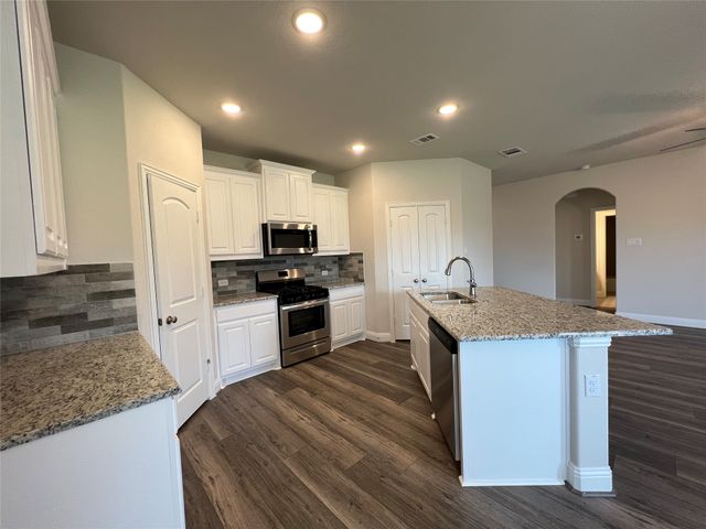 2817 Diamondback Drive, Melissa, TX 75454