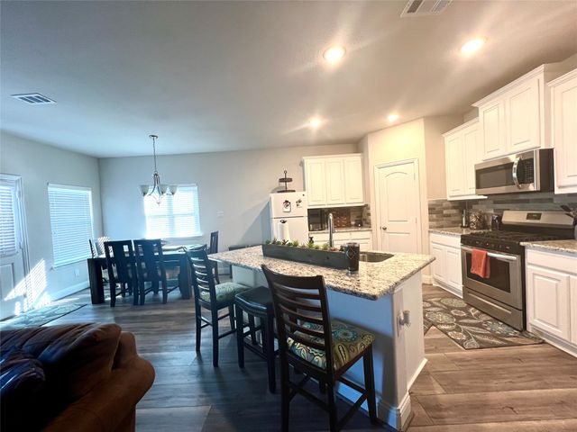 2817 Diamondback Drive, Melissa, TX 75454