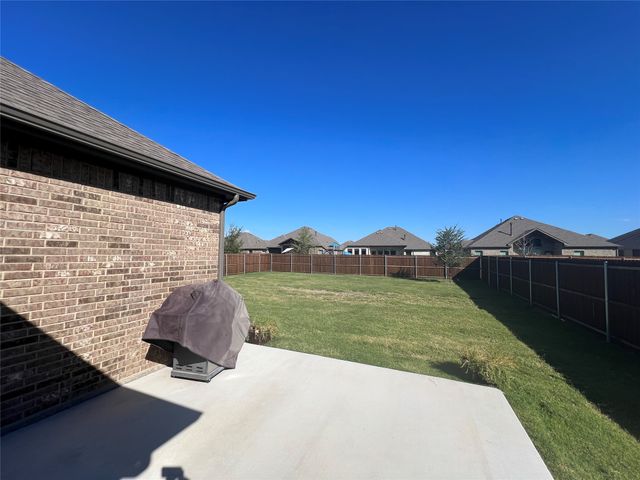 2817 Diamondback Drive, Melissa, TX 75454