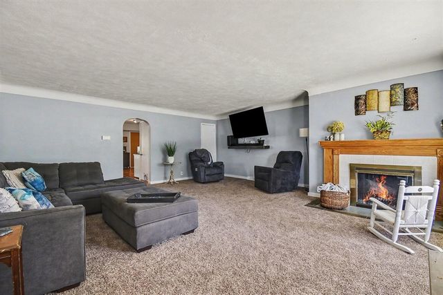 197 E Beech Street, Cedar Springs, MI 49319