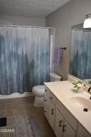 514 Gatlin Drive, Gatlinburg, TN 37738