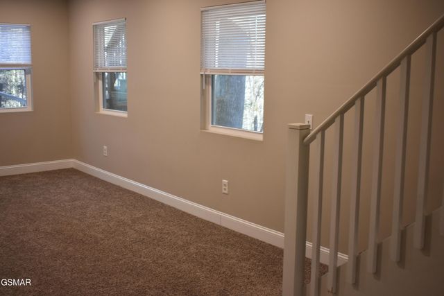 514 Gatlin Drive, Gatlinburg, TN 37738