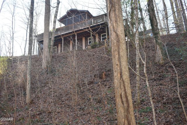 514 Gatlin Drive, Gatlinburg, TN 37738
