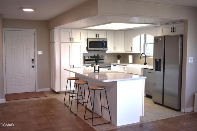 514 Gatlin Drive, Gatlinburg, TN 37738