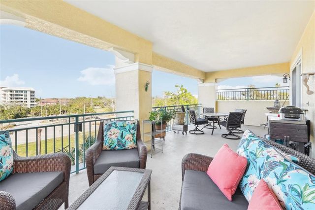 700 N OSCEOLA AVENUE 504, Clearwater, FL 33755