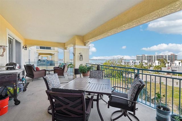 700 N OSCEOLA AVENUE 504, Clearwater, FL 33755