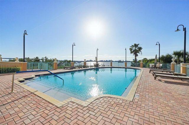 700 N OSCEOLA AVENUE 504, Clearwater, FL 33755