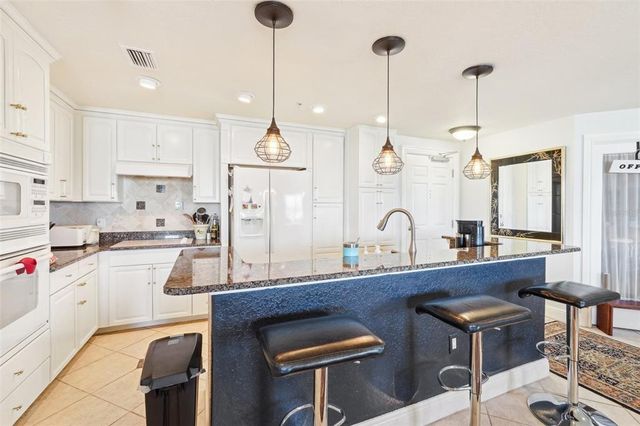 700 N OSCEOLA AVENUE 504, Clearwater, FL 33755