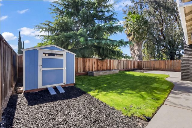 1830 N Alegre Dr, Tracy, CA 95376