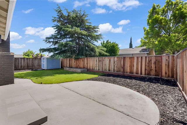 1830 N Alegre Dr, Tracy, CA 95376