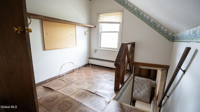 83 13th Street, Troy, NY 12180