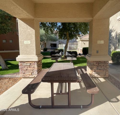 955 E Knox Road 216, Chandler, AZ 85225