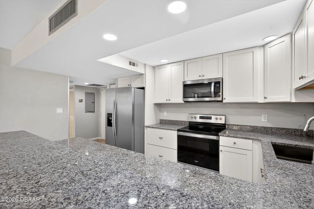 3043 S Atlantic Ave Apt 805, Daytona Beach Shores, FL 32118
