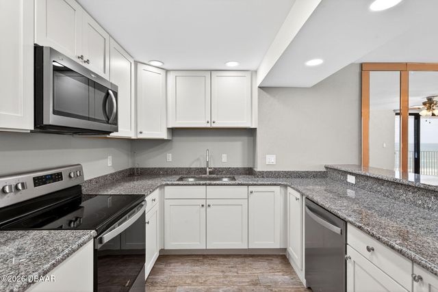 3043 S Atlantic Ave Apt 805, Daytona Beach Shores, FL 32118