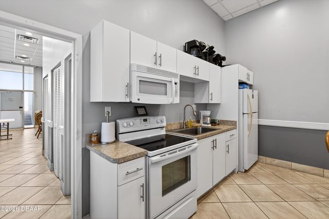 3043 S Atlantic Ave Apt 805, Daytona Beach Shores, FL 32118