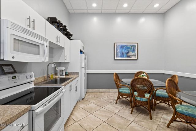3043 S Atlantic Ave Apt 805, Daytona Beach Shores, FL 32118