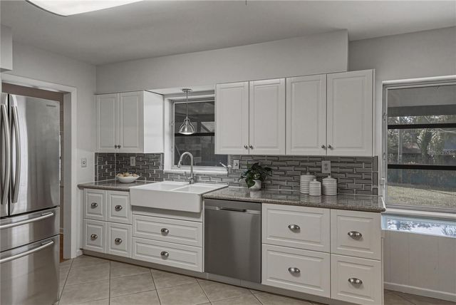 2215 WOODBINE AVENUE, Lakeland, FL 33803