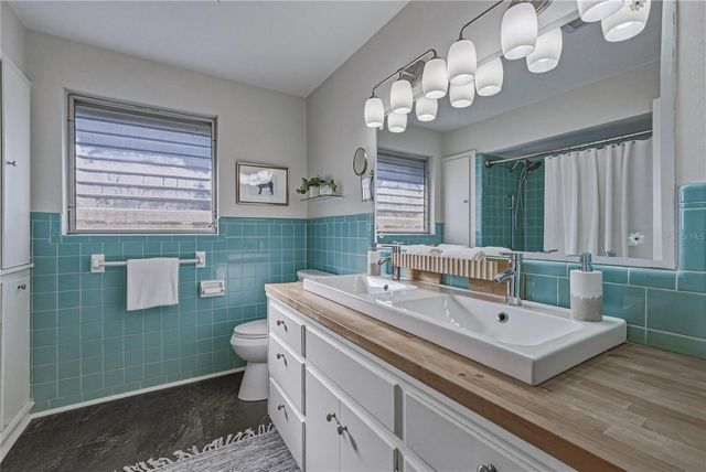 2215 WOODBINE AVENUE, Lakeland, FL 33803