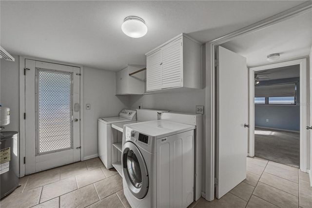 2215 WOODBINE AVENUE, Lakeland, FL 33803