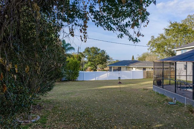 2215 WOODBINE AVENUE, Lakeland, FL 33803