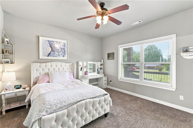 5544 W Shalott Drive, Fayetteville, AR 72704