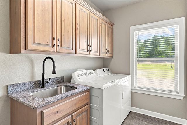 5544 W Shalott Drive, Fayetteville, AR 72704