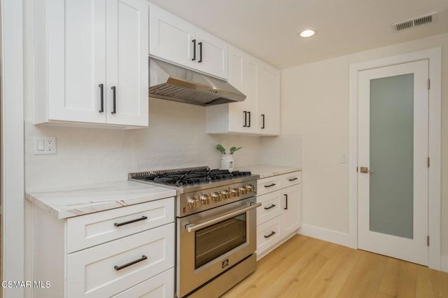 1962 Daylight Court, Thousand Oaks, CA 91362