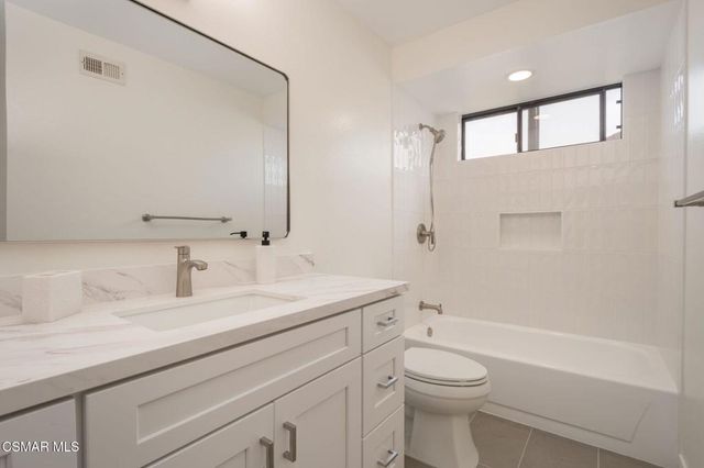 1962 Daylight Court, Thousand Oaks, CA 91362