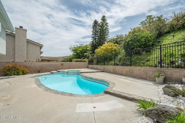 1962 Daylight Court, Thousand Oaks, CA 91362