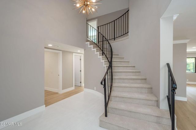 1962 Daylight Court, Thousand Oaks, CA 91362