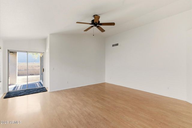 5259 W PONTIAC Drive, Glendale, AZ 85308