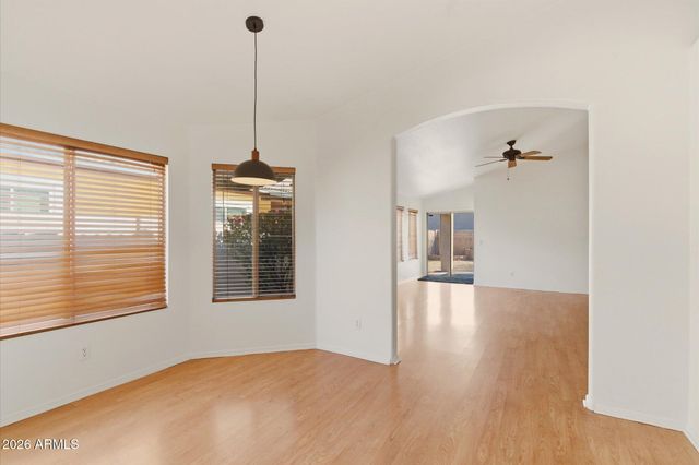 5259 W PONTIAC Drive, Glendale, AZ 85308