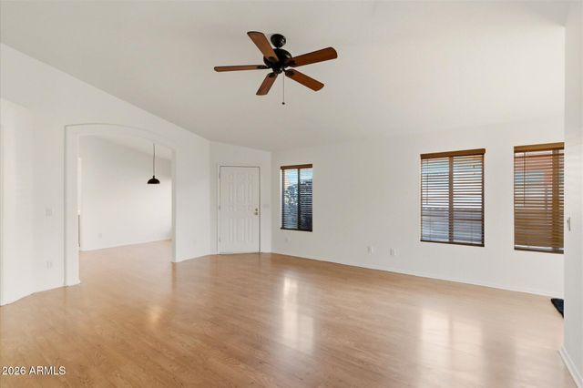 5259 W PONTIAC Drive, Glendale, AZ 85308