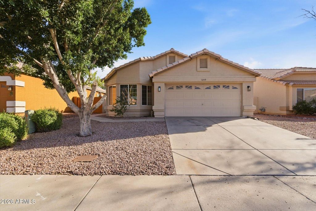 5259 W PONTIAC Drive, Glendale, AZ 85308