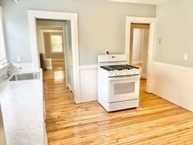 47 Windsor 00, Medford, MA 02155