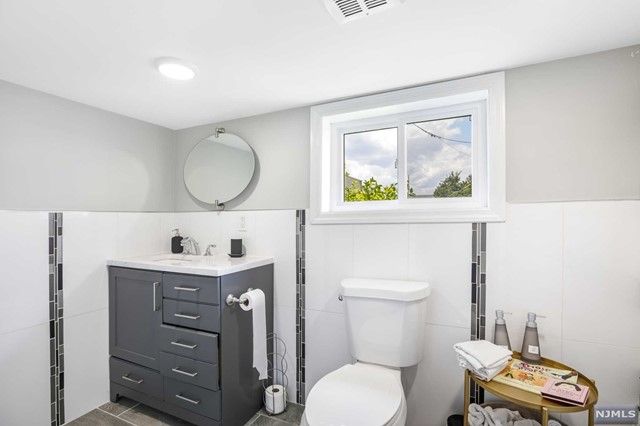 8506 Newkirk Avenue, North Bergen, NJ 07047