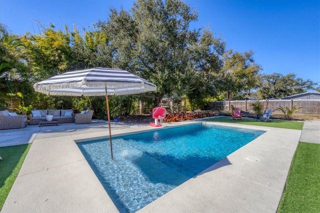 1300 4TH STREET W, Palmetto, FL 34221