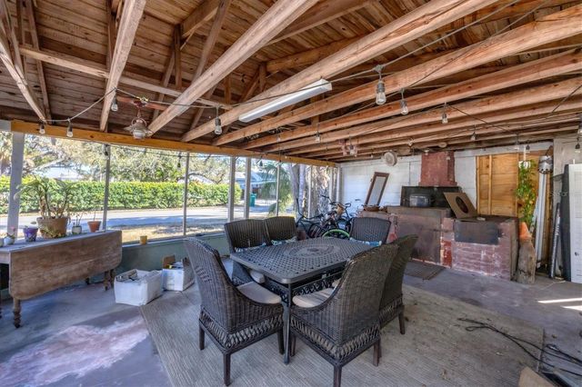 1300 4TH STREET W, Palmetto, FL 34221