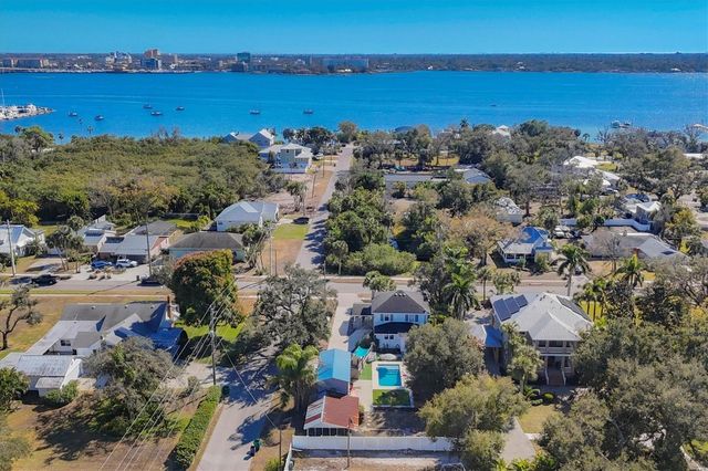 1300 4TH STREET W, Palmetto, FL 34221