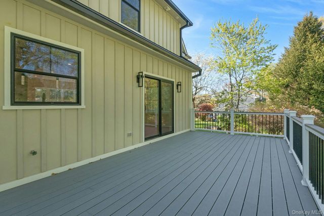 57 Meadow Sweet Road, Cortlandt Manor, NY 10567